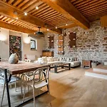 Le Loft Du Vieux Апартаменты